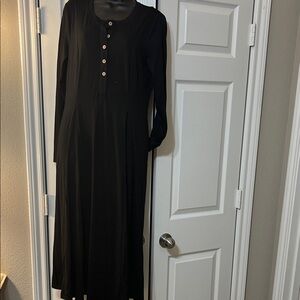 Classic Black Long Sleeve Button-Front Maxi Dress